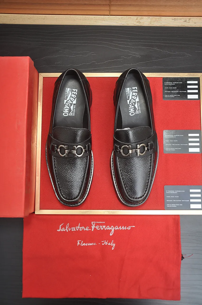 Men's shoes 💰500💶[Ferragamo/Ferragamo] The latest model in the counter. Original imported high-quality cowhide with open edges + imported 🐂 water-dyed cowhide lining + original luxury metal buckle + original combined outsole. Comparison without pressure 38--45 (45 is custom-made and cannot be returned or exchanged)